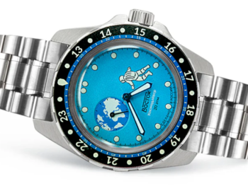 Vostok Amphibia-Luna Dude Cosmodiver Earth 2426.12/14031G Exclusive Watch
