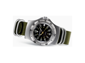 Vostok Komandirskie 280683 Mechanical-Automatic Military Watch